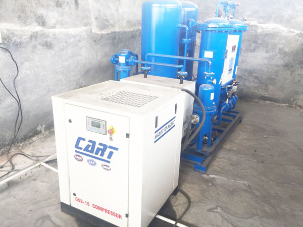 婁底某礦山購(gòu)置的卡爾特空壓機(jī)組